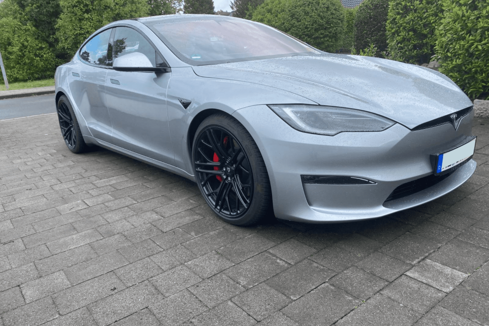 Tesla Model S Plaid – 1.020 CH Tri-Motor État quasi neuf 0000 Tesla Model S Plaid – 1.020 CH | Tri-Motor | État quasi neuf – Image 1