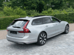 Volvo V90 T8 AWD Ultra Dark Recharge Plug-In Hybrid – Image 13