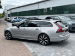 Volvo V90 T8 AWD Ultra Dark Recharge Plug-In Hybrid – Image 12