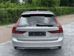 Volvo V90 T8 AWD Ultra Dark Recharge Plug-In Hybrid – Image 11