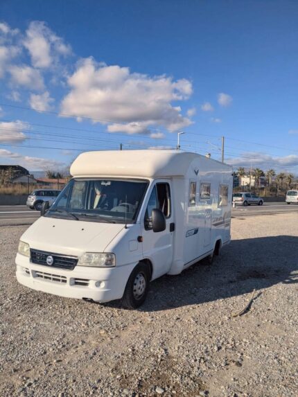 Camping-Car Pilot T615 Fiat Ducato 2.8L – Diesel, 3 Couchages, 4 Places, Année 2004