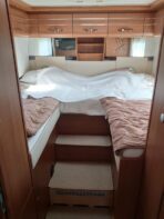 Camping-car LMC Grand Explorer 830 G – Automatique, 177 ch, Suspension Pneumatique Intégrale, Intégral Haut de Gamme – Image 13